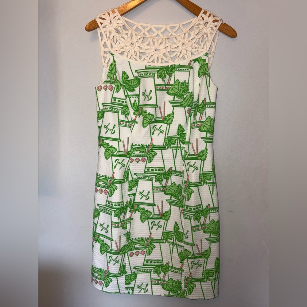 Lilly Pulitzer mint julep White and Green Tropical Print & Crochet flower neck